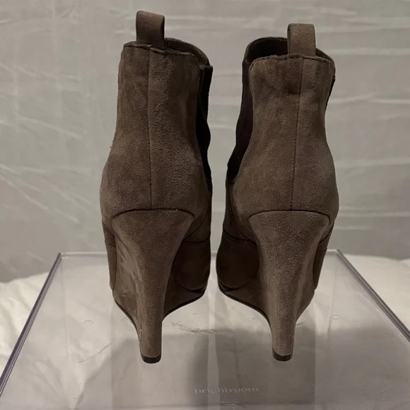 Tory Burch Brown Wedge Ankle Boots in Brown Suede Size 10 - Picture 5 of 8